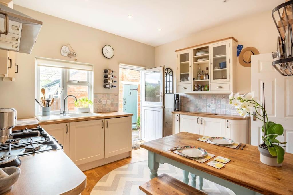 Duck Terrace With Gym Duckling Stays Kibworth Harcourt Exterior photo